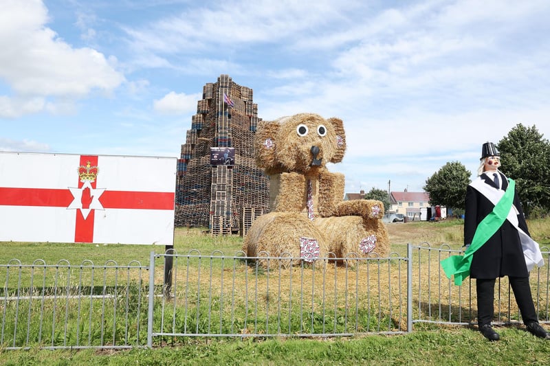 Many people came to see the Corcrain Redmanville bonfire in Portadown when it was finished off.