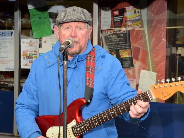 Cecil Knox in fine voice at the 2017 Whitehead Victorian Street Fair.