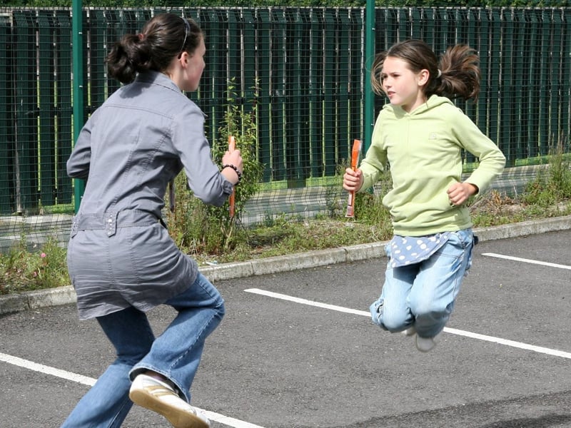 Skipping fun for Lauren Kirker and Emily Harris. Ct28-045tc