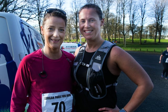 Abby Kerr, left, and Diane Martin ready to race at the Lurgan Park charity Fun Run on Sunday. LM10-212.