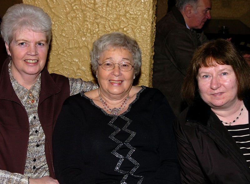 Smiles all round at Ballindrum Pipe Band traditional Ulster Scots night held in Hanover House in 2007.