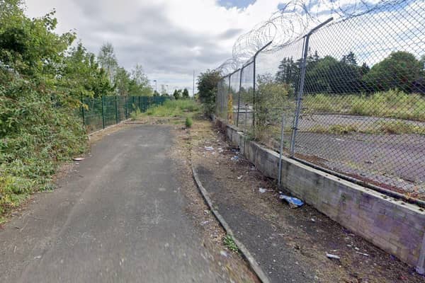 The rubbish-strewn lane close to Magherafelt PS is currently a dead end. Credit: Google