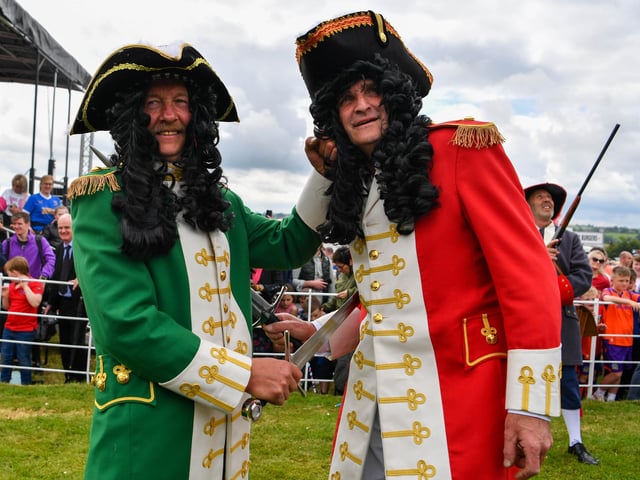 King William (John Adair) seeking victory once again over King James (Colin Cairns) at the annual Sham Fight.