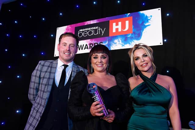 Julie Cherry (centre) was crowned Irish Hairdresser of the Year