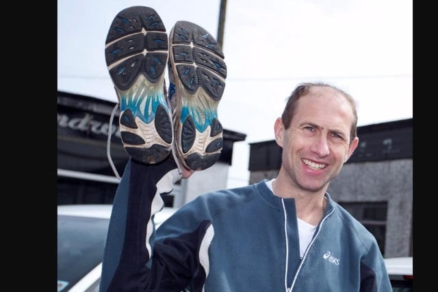 Winner of the 2011 Men' s Race, Paul Rowan, Willowfield Harriers.