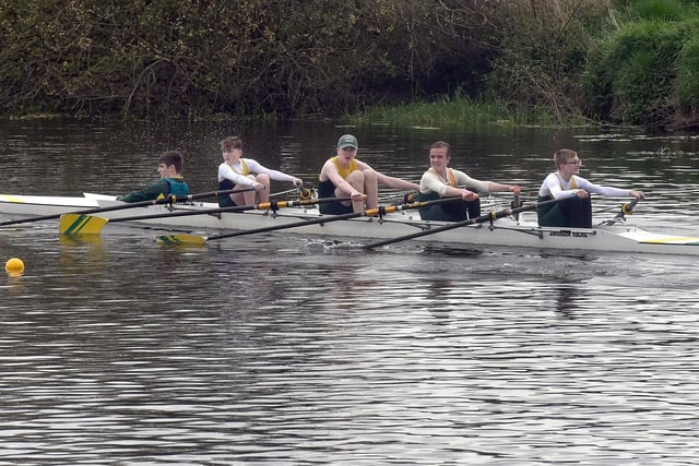 One of the Junior Portadown crews in action during the club regatta on Saturday. PT17-229.