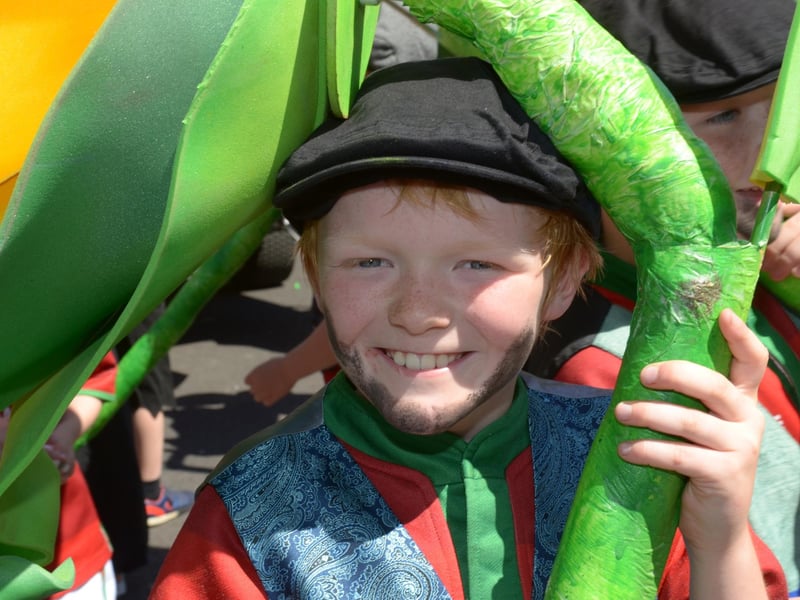 Ben enjoying the the 75th anniversary Larne Alive parade with Larne Rugby Club. INLT 25-434-PR