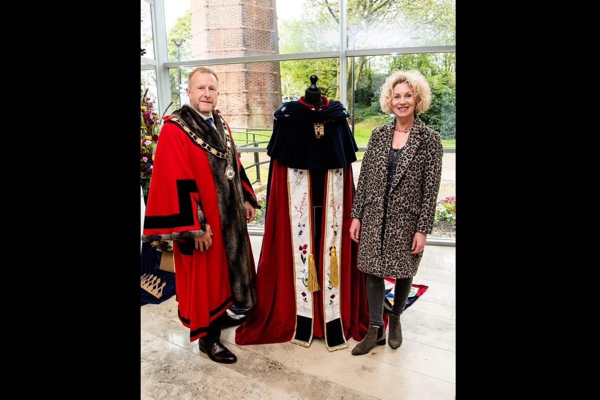 Corornation Robe Council unveils coronation robe made with help from local schools