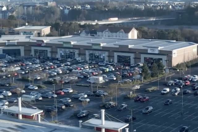 Planners have been given notice that an application for a garden centre and retail/restaurant units at Coleraine’s Riverside Retail Park is to be submitted.