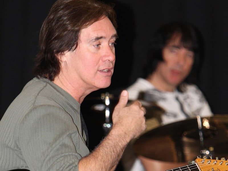Former Supertramp guitarist Carl Verheyen holding a workshop for budding musicians at Ulidia   CT15-407RM