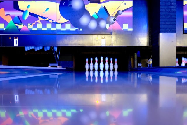 Unleash your competitive side as you challenge your date to a game of bowling at Hollywood Bowl in the SSE Arena, Belfast.
After one of you has been crowned the champion, try some of the great grub on offer or visit the pool tables and arcade games in-house.