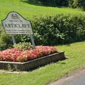 Situated on the outskirts of Castlerock, Articlave is one place name which - on the face of it - looks quite easy for a visitor to pronounce...ART-EYE-CLAVE.
Wrong! Of course, locals know that the 'clave' is actually pronounced 'cliff' making it ART-I-CLIFF.
