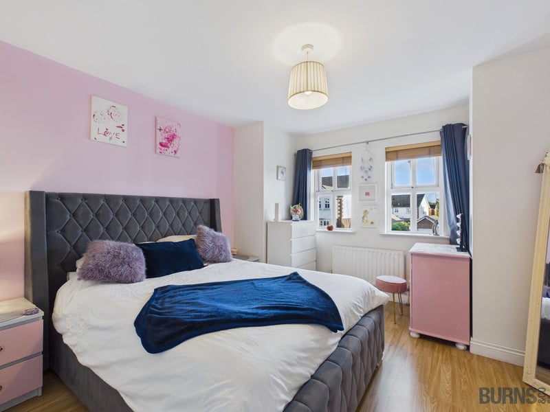 Double bedroom.
