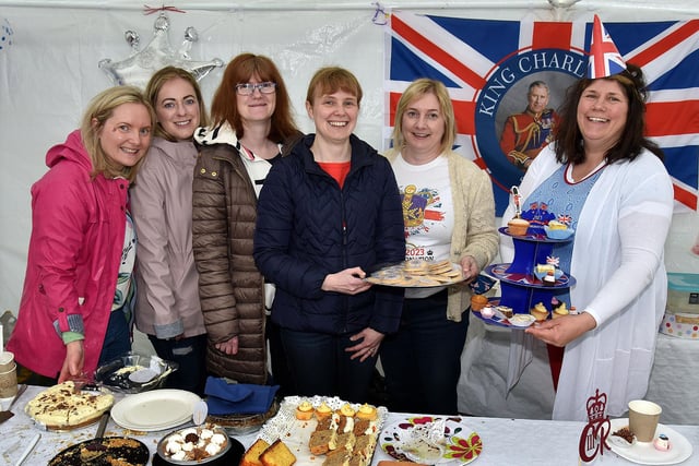 Staff and volunteers who were working hard to keep everyone fed at the Derryhale Primary School Coronation Party. PT18-206.