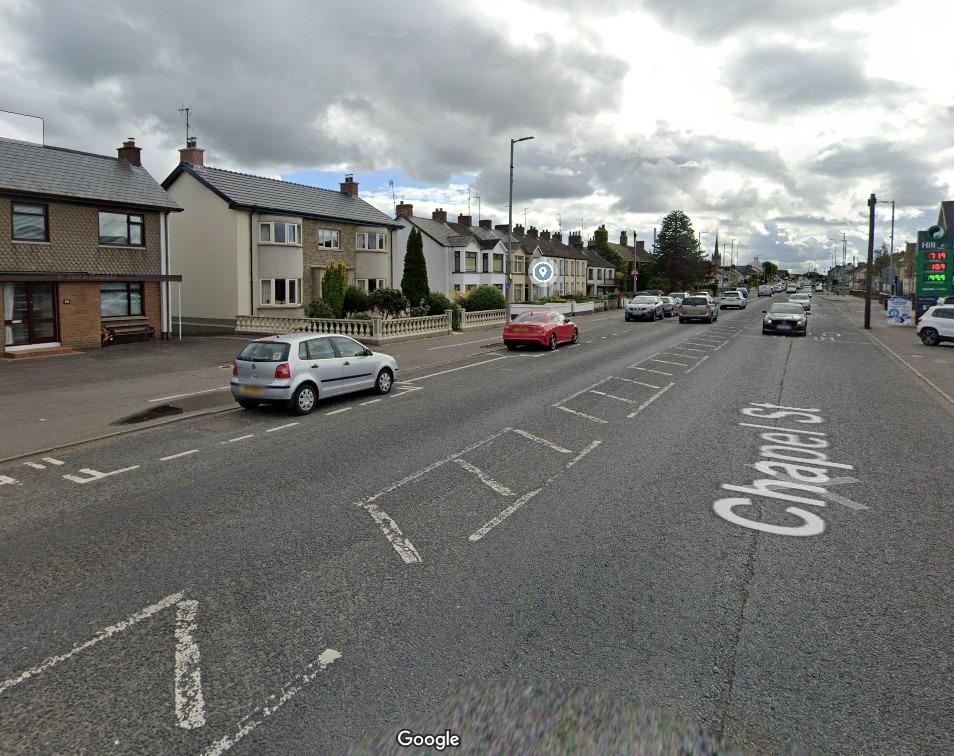 Mid Ulster MP Cathal Mallaghan has raised road safety concerns over traffic arrangements at Chapel Street