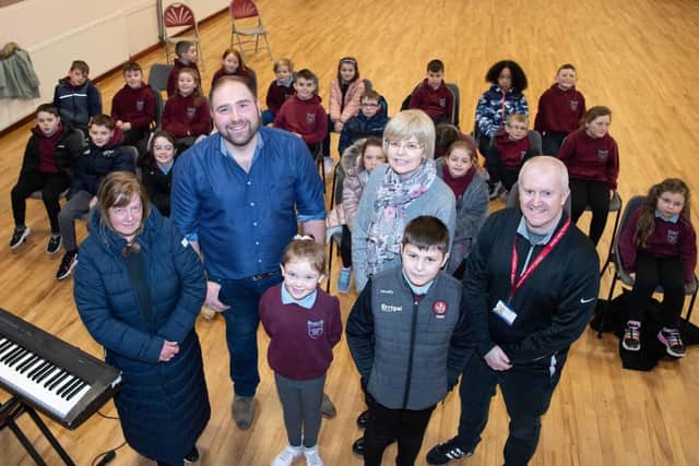 Edward Gribben, Jacqueline Devlin, Patch Manager Niall McGurgan and Anne Marie Convery with youngsters at one of the classes