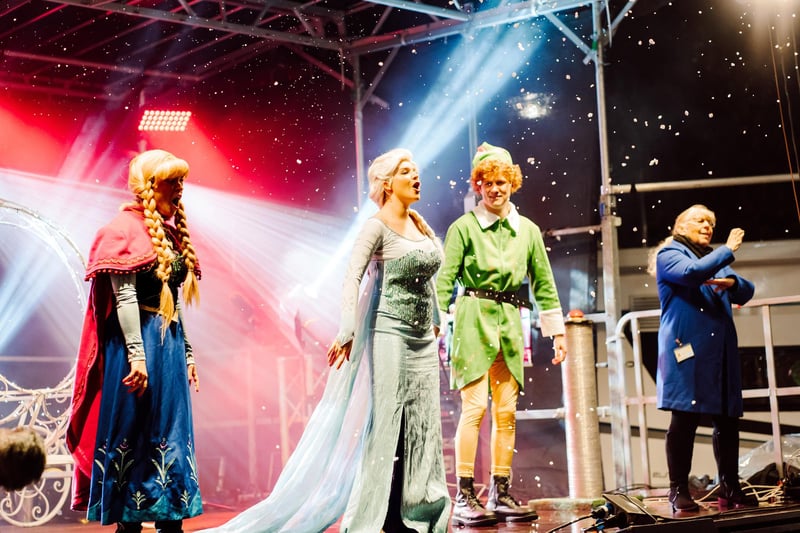 The Snow Sisters and Buddy the Elf sing up a storm