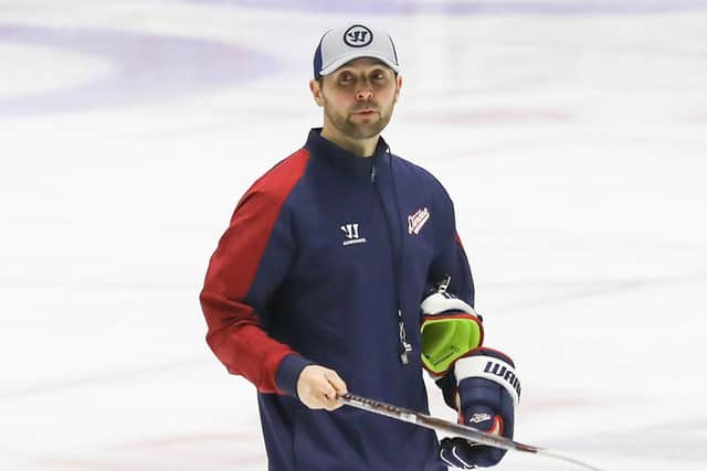 Former Belfast Giant assistant coach Jeff Mason has parted company with the Dundee Stars at the conclusion of their Scottish side's season