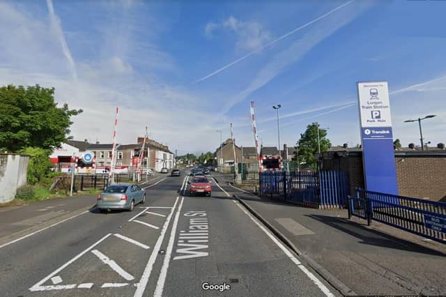 Stuck at the gates in Lurgan. Most people in Lurgan have had that problem and many of our readers feel it is time this was dealt with. Many believe that an underpass or flyover would help solve the problem of traffic congestions at the railway gates.