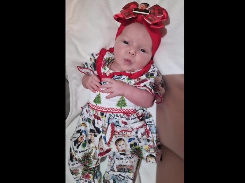 A fab Home Alone-inspired outfit for little Elizabeth Grace Dumigan.