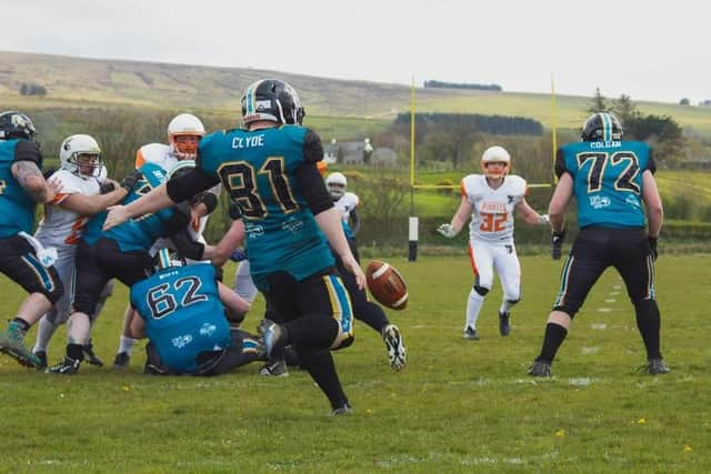 Clyde taking the kick for the Causeway Giants