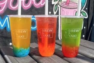 Established in 2020, Brew & Yaki is an Asian-inspired snack canteen that serves authentic Taiwanese bubble tea, fresh and handmade Japanese mochi in a variety of flavoured twists as well as Obanyaki wheel cakes.
For more information, go to instagram.com/brewandyaki