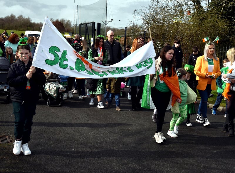 The St Pauls GAC St Pat's day parade makes its way through the Taghnevan Estate in Lurgan. LM12-215.