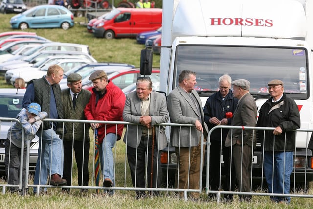 LET'S TALK...Having a chat during the Garvagh Clydesdale and Vintage Show in 2008