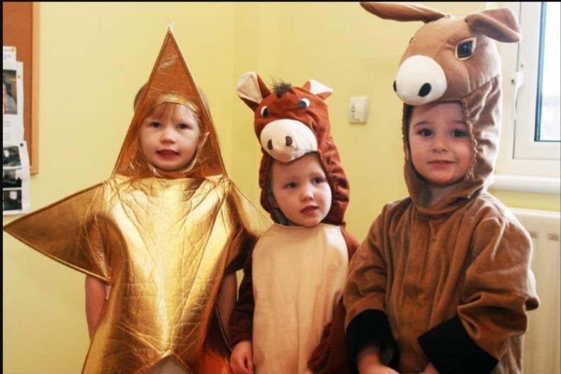 Courtney McIlwaine, Regan McIlwaine and Euan Best performed for family and friends in the 2009 Nativity at Sunnylands Community Centre.