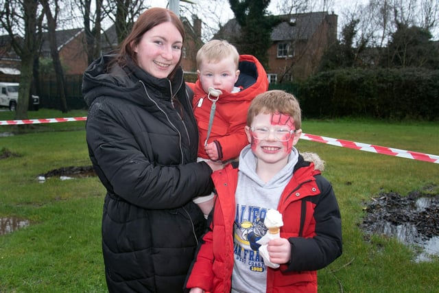 Easter fun day out...Nicole Robinson and her children, Tommy (1) and Jake (8) pictured at the Easter Trail and fun day at Tannaghmore Gardens. PT13-251.