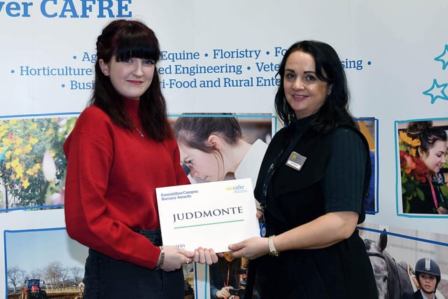 Ursula Gettens, Ballymena, Co Antrim, was presented with the Juddmonte Bursary by Gayle Moane (CAFRE lecturer) on behalf of Juddmonte at the Enniskillen Campus Industry Supporters event.