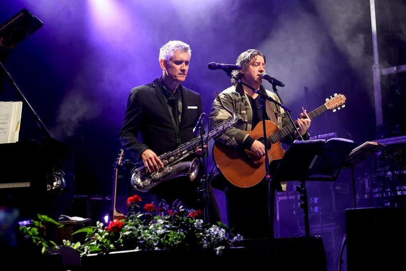 Curtis Stigers and Brian Kennedy performing at the festival.