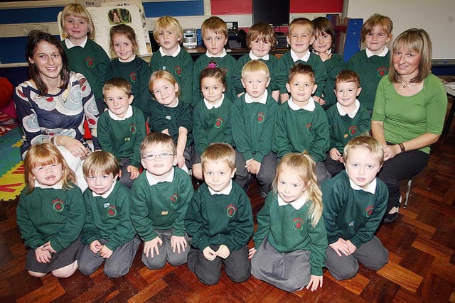 Brownlee Primary School Primary One Teacher Wendy-Anne McFarland and Classroom Assistant Adeline Carson and their class in 2008