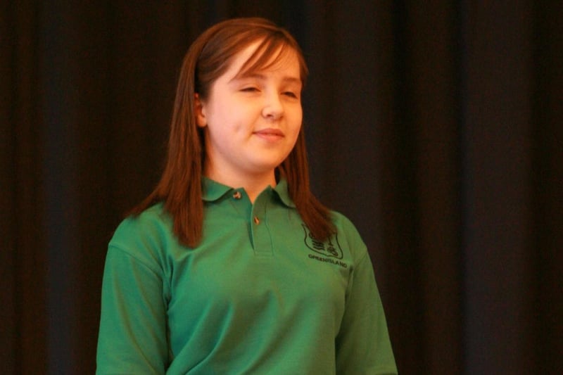 Lauren Love performed the poem ‘Dear Mum’ at Carrickfergus Music Festival in 2008. Ct19-013tc