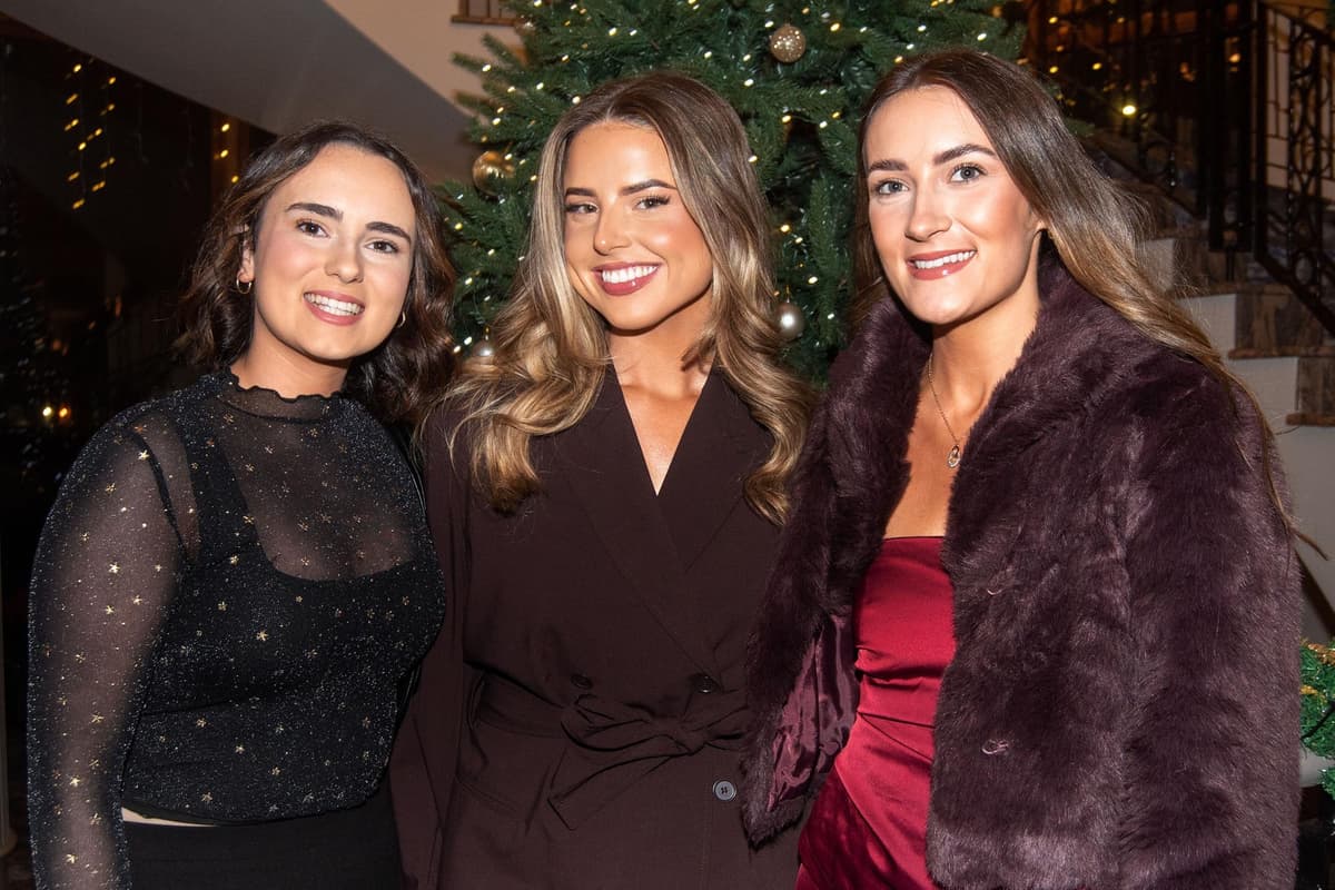 Ariati Perry 20 fab photos from the Seagoe Hotel's Christmas first party night this ...