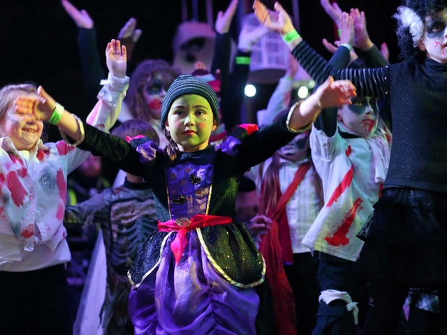 ISLAND Youth Theatre performed Thriller at Lisburn and Castlereagh City Council's 'Twilight Nights by Fairy Light' in Wallace Park Lisburn in 2015