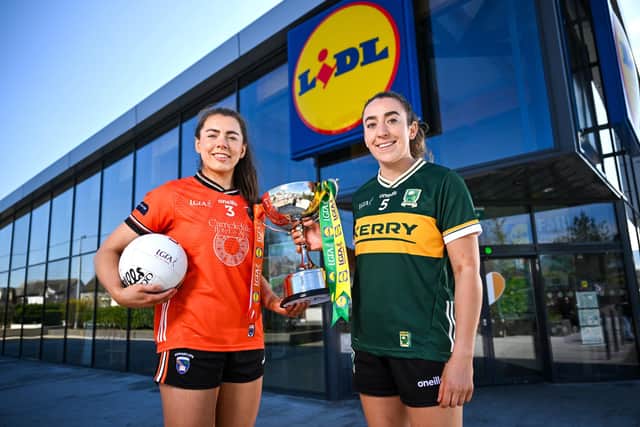 Clodagh McCambridge of Armagh and Aishling O’Connell of Kerry pose with the Division 1 league title. Pic: David Fitzgerald/Sportsfile