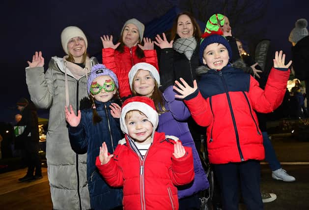 Lesley McGrattan, Dee Ferguson, Gillian Gordon with kids, Rosa Ferguson, Jessica McGrattan, Max Gordon and Ruairi McGrattan enjoying the Carryduff Christmas Marlet
