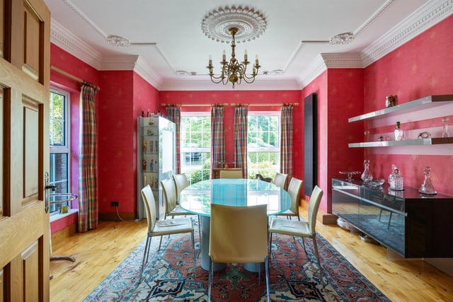 Dining room.
