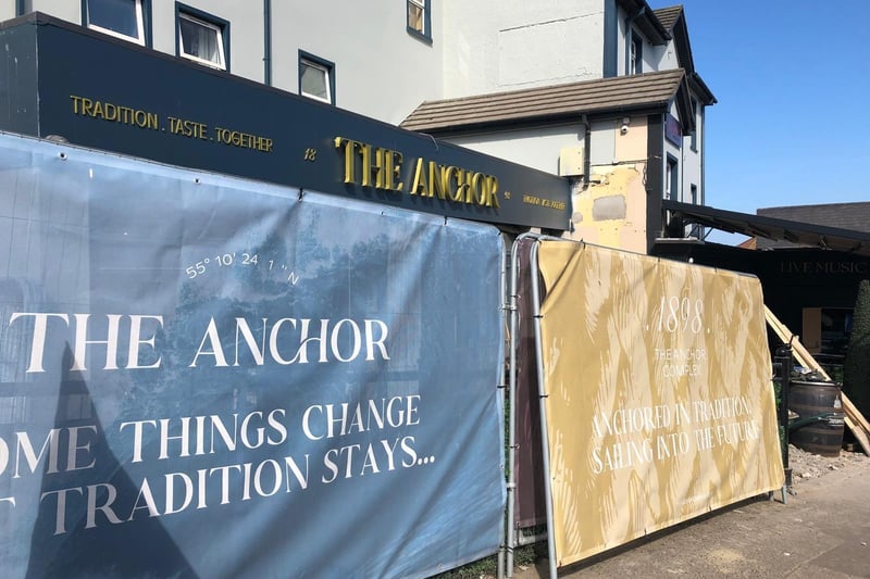 Portstewart’s iconic Anchor Bar has launched its brand-new nightclub, Riptide, following a major refurbishment — just in time for the bustling NW200 race week