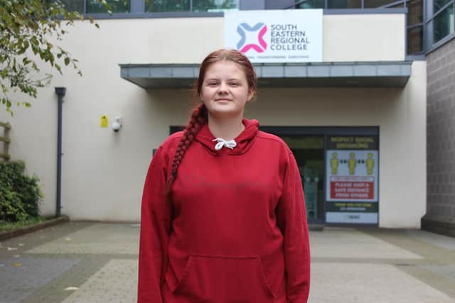 SERC’s Lisburn Campus student Carragh Nelson has her eyes set on a career as a PE teacher and the Ulster University Foundation Degree in Sport, Coaching and Fitness at SERC has her on track to achieve her goal.