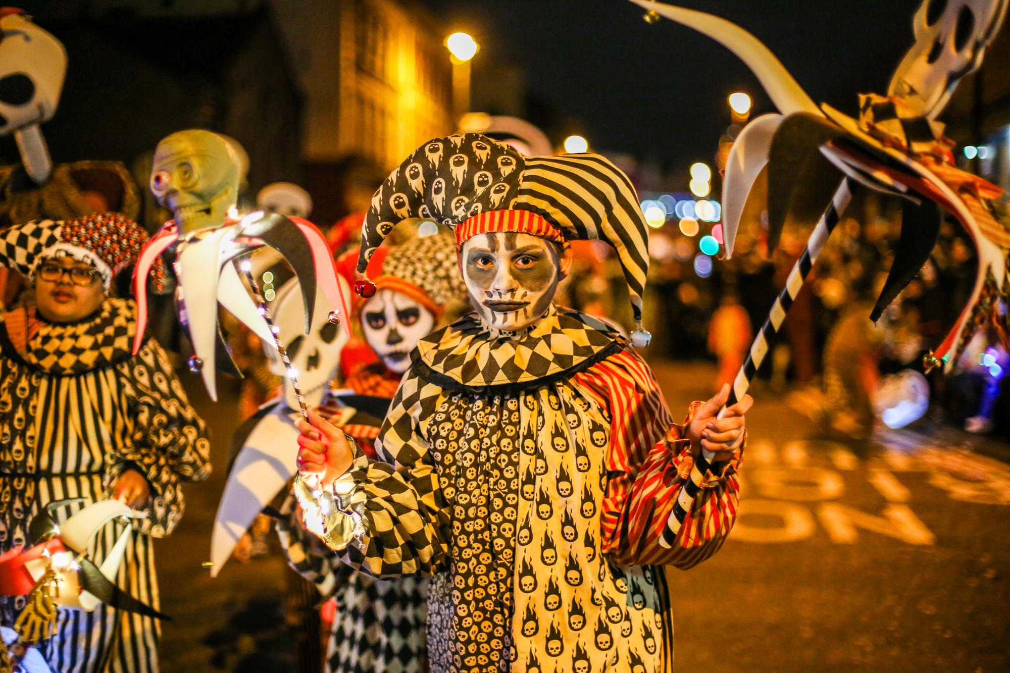 Celebrate 40 years of Derry Halloween where the worlds of past and present collide to bring you a dazzling street celebration of all things spooky. Halloween events in the Walled City run from October 28 to November 1.