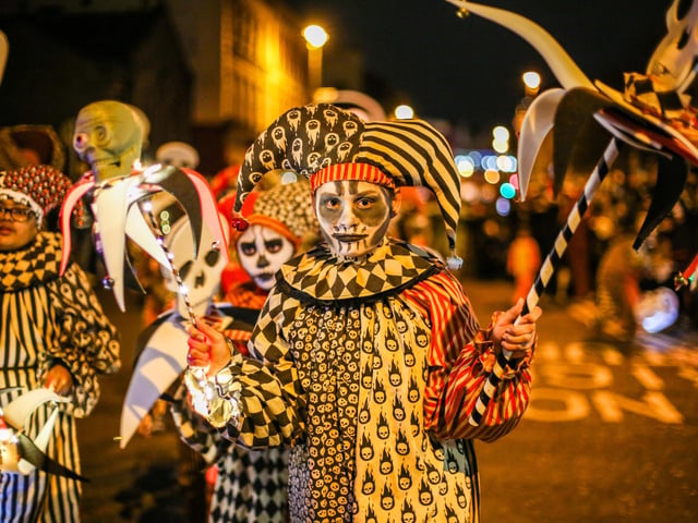 Celebrate 40 years of Derry Halloween where the worlds of past and present collide to bring you a dazzling street celebration of all things spooky. Halloween events in the Walled City run from October 28 to November 1.