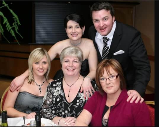 Attending the 2007 Carrick Business Awards were Eunan McKenna, Claire Summers, Charlene Scanlon, Jean McCabe and Karen Balloch.