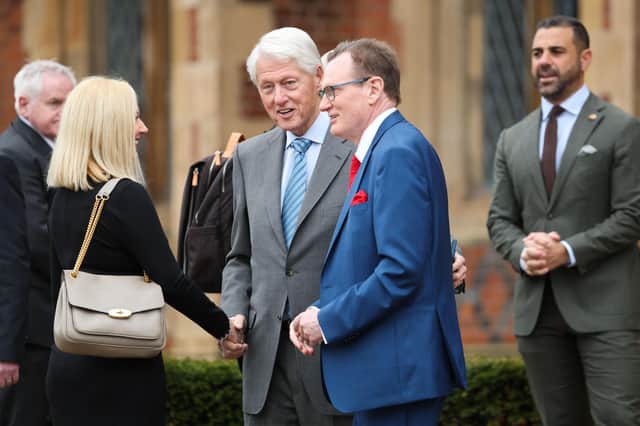 Former President of the United States Bill Clinton is welcomed to QUB. Photo by Press Eye.