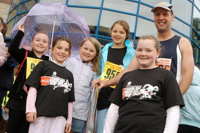 Lisburn Central Primary School represented by Mr R Brown and pupils L Stewart, Caitlin Ferguson, Bethany Lockhart, Luanna McMullan and Laura McMurray at the 2008 Lisburn fun run