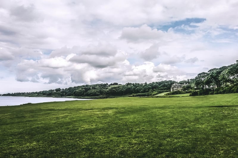 Known to be one of the most popular country parks in Ulster, Crawfordsburn Country Park is filled with 3.5km of beaches and riverside paths that form part of the north Down Coastal Path. This tranquil walk doubles as a romantic lookout point across the meadows and waterfall during the walk, as well as giving you the opportunity to see wildlife such as hedgehogs, rabbits, badgers and more.