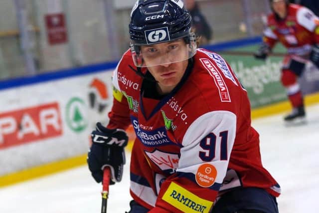 The Stena Line Belfast Giants have confirmed the signing of Swedish centreman/winger, Henrik Eriksson, to the team for the remainder of the 2022/23 season