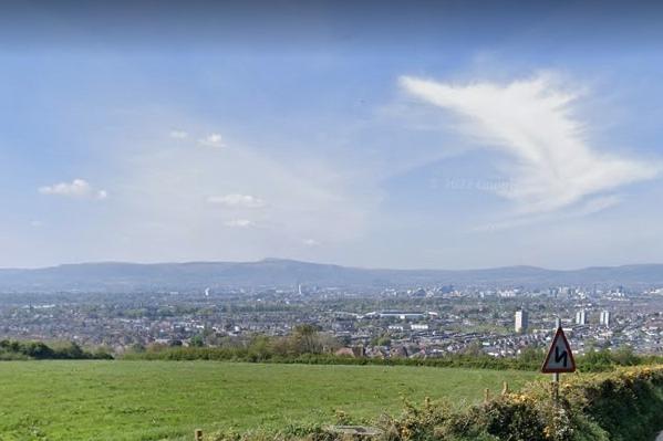Located in south-east Belfast, Rocky Road provides great views of the whole city and can be accessed from the car, a mere drive away from the city centre.
Whether you’re driving along and catch a glimpse of the views or stop to have a look out in the open air, there are some great angles to take advantage of.