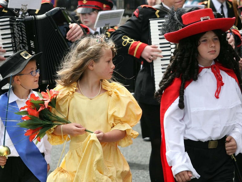 The colourful sights in Ballyclare. NT29-075FP
